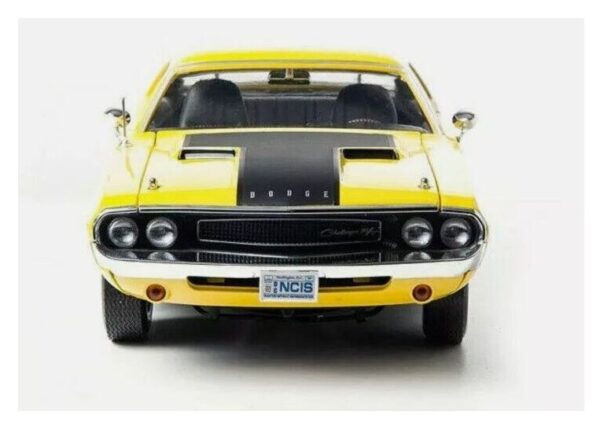 Greenlight 1/18 12845  1970 Dodge Challenger R/T NCIS  Yellow - Image 4