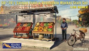 GECKO MODELS 35GM0122 1/35 60’~70’s Saigon Fruit & Vegetable Market Stall Set