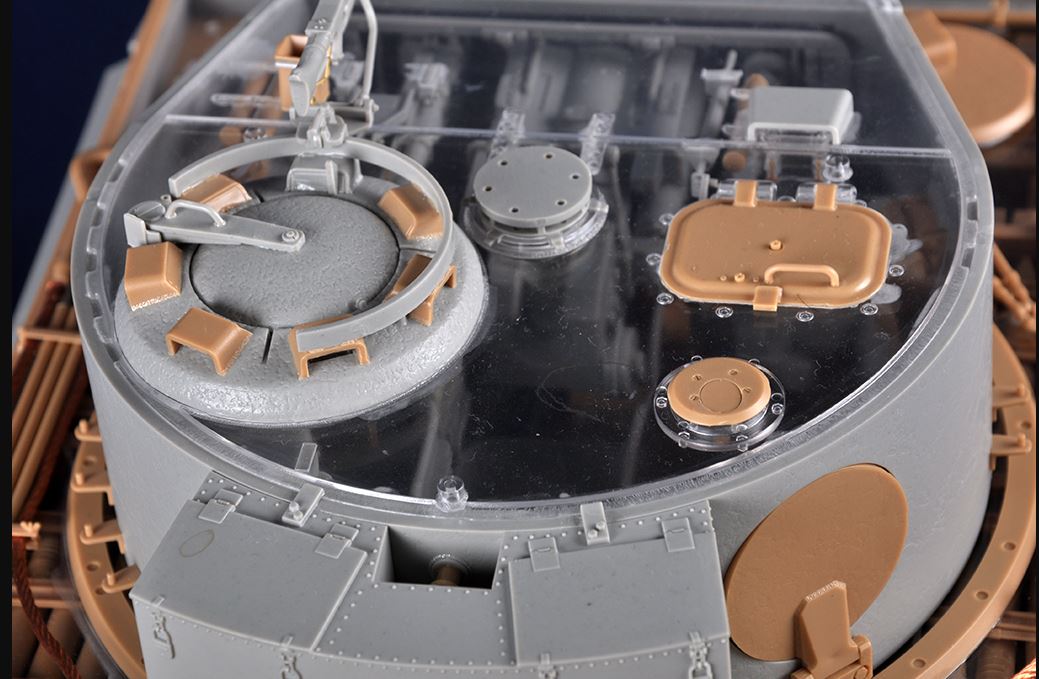 Trumpeter 00945 1:16 Pz.Kpfw.VI Ausf.E Sd.Kfz.181 Tiger I (Late Production) OVERLORD - Image 4