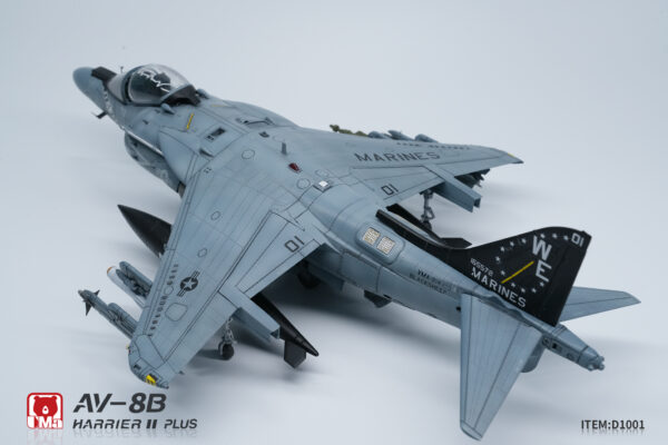 Maquette Avion AV-8B Harrier II Plus - Échelle 1/48 - UMa Model - Kit Plastique à Monter
