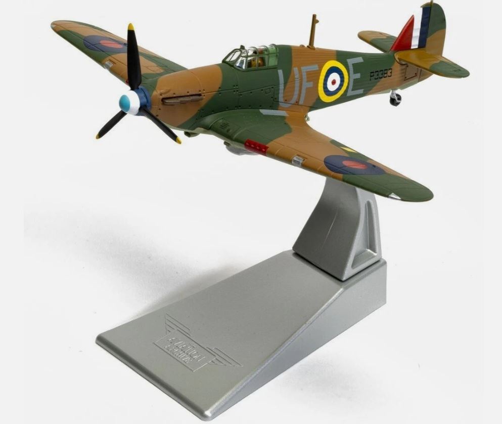 Corgi-AA27609-1:72-Hawker-Hurricane-Mk-I-RAF-601-PO-Billy