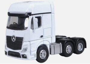 Oxford Diecast 76WHMERCAB 1/76 OO Gauge Mercedes Actros Cab White