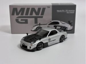 MINI GT 01106-R - 1/64 MAZDA RX-7 RE-AMEMIYA SILVER METALLIC (RHD)