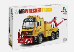 Italeri 93808 1/24 Mercedes-Benz Wrecker Truck