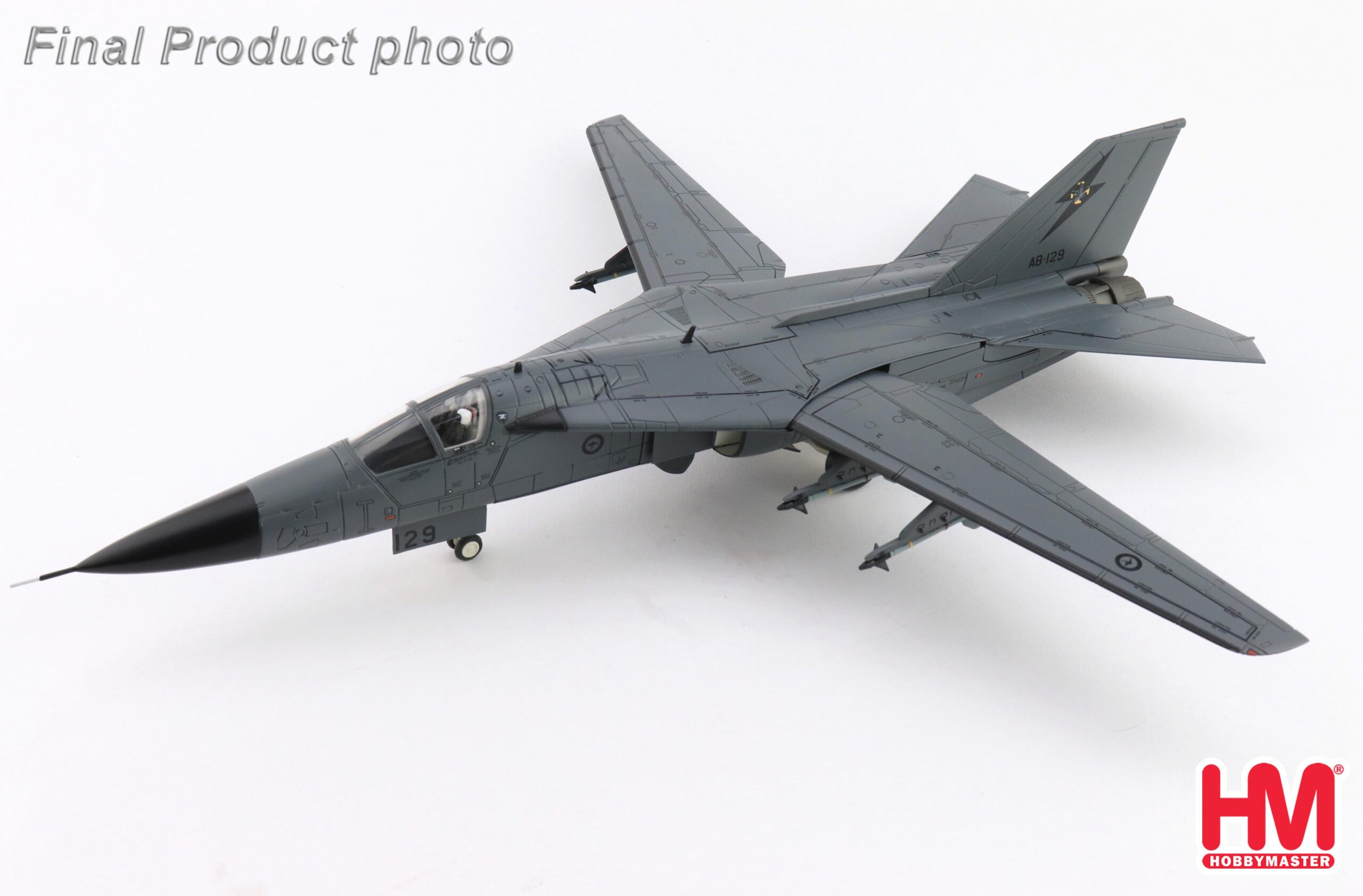 HOBBY MASTER 1/72 F-111C ARDVARK NO 1 SQN RAAF 2007 - Image 4