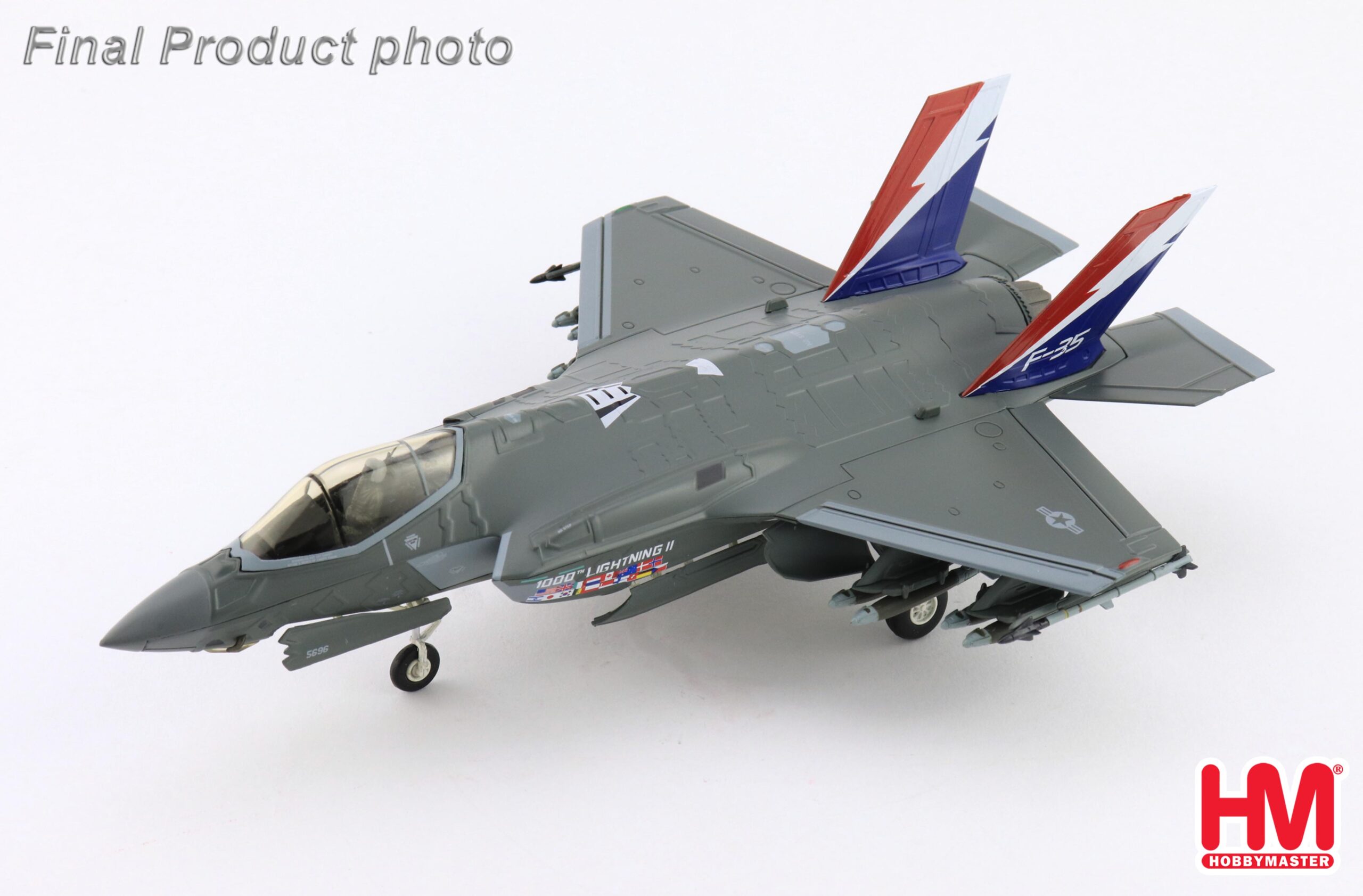 HOBBY MASTER 1/72 F-35A 000TH LIGHTNING II 176TH FS WISCONSIN ANG AUGUST 2004 WITH 2 X B61 NUCLEAR BOMB - Image 4