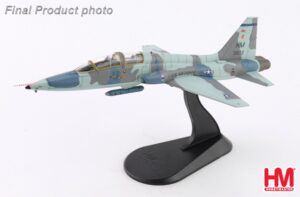 HOBBY MASTER 1/72 AT 38B LIFT TRAINER USAF 1980S WITH SUU 11B GUN POD