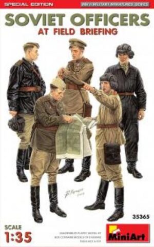 MINIART MIN35365 1/35 SOVIET OFFICERS AT FIELD BRIEFING SPECIAL EDITION